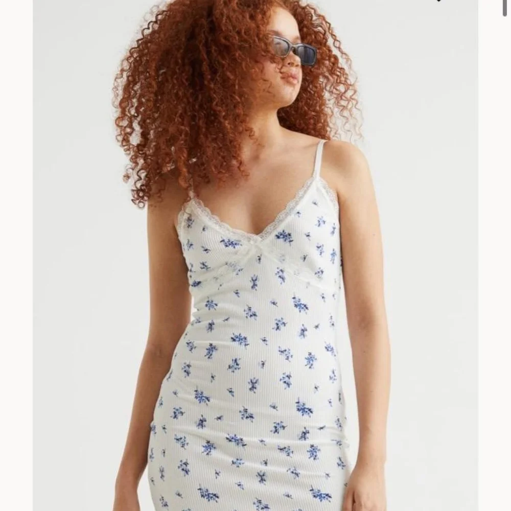 h&m dress blue and white Forever New main image 0